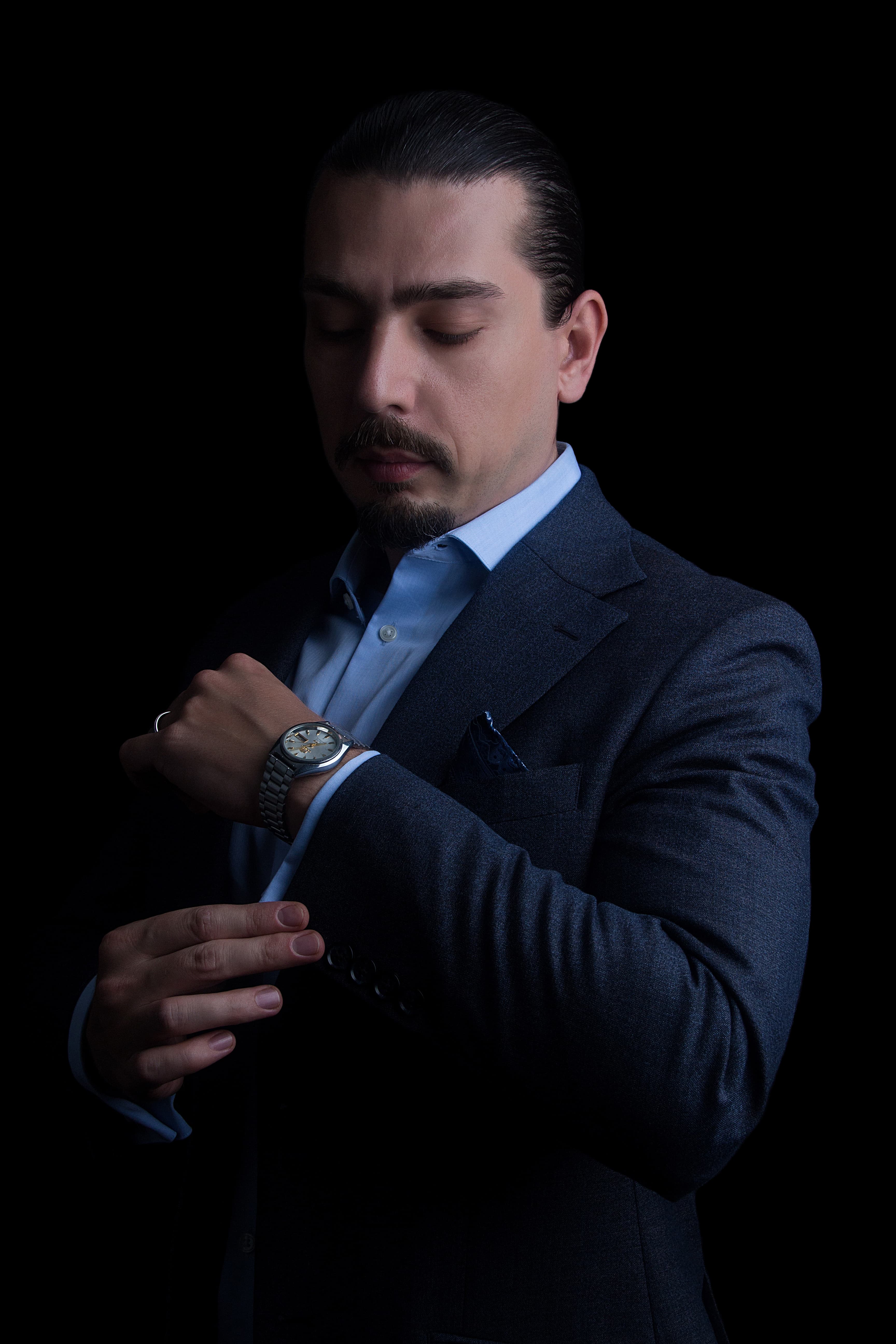 Davit Ro interactive magic with guests
